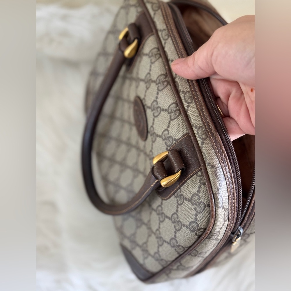 Guuci Handbag - Picture 9 of 13